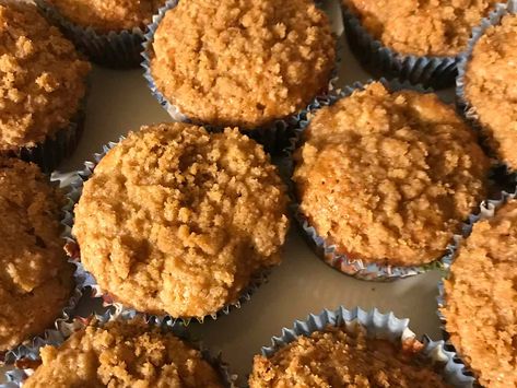 These apple bran muffins are packed with apple chunks and dusted with a sweet cinnamon streusel topping. Pumpkin Breakfast Muffins, Apple Bran Muffins, Apple Cinnamon Oatmeal Muffins, Cinnamon Oatmeal Muffins, Banana Bran Muffins, Apple Streusel Muffins, Apple Pie Muffins, Oat Bran Muffins, Bran Muffin Recipes