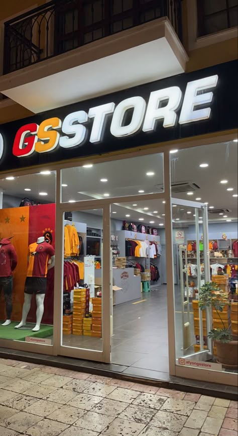 Gs Store Fake Story, Gs Store, Real Madrid Shirt, Football Jersey Outfit, Premier Lig, Jersey Outfit, Fake Story, Real Madrid, Madrid