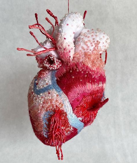 Anatomical Heart Art, Textiles Sketchbook, Textiles Projects, Mixed Media Tutorials, Textile Fiber Art, New Heart, Human Heart, A Level Art, Anatomy Art