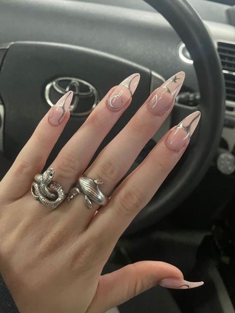 Fancy Almond Nails Designs, Cybersigilism Nails, Aespa Nails, Chorme Nails, Tattoo Nails, Euphoria Nails, Hand And Finger Tattoos, Nails Stiletto, Hippie Nails