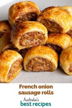 Homemade Sausage Rolls, Sausage Rolls Recipe, Aussie Food, Mince Recipes, Savory Pastry, Homemade Sausage, Savoury Baking, Puff Pastry Recipes, Sausage Rolls