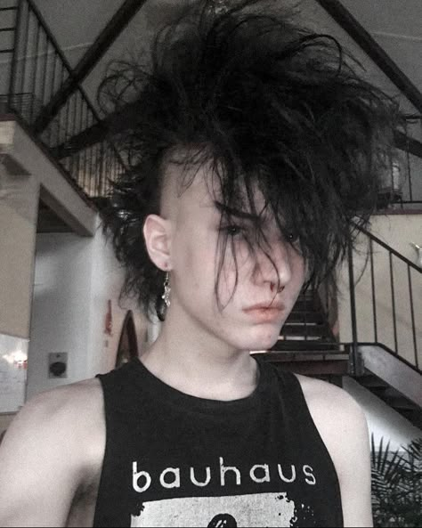 Trad Goth Fashion, Goth Male, Trad Goth Makeup, Punk Boy, Goth Guys, Gothic Hairstyles, Goth Hair, Cool Kids Clothes, Spiked Hair