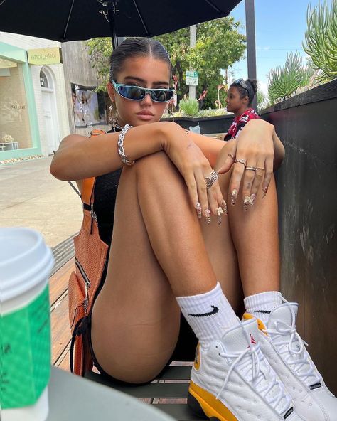 Claudia Valentina on Instagram: “Happy Easter gworlies” Nike Crew Socks Outfit, Socks With Sneakers Outfit, Claudia Valentina, Crew Socks Outfit, 2000s Outfit Ideas, Nike Crew Socks, White Shorts Outfit, Inspiration Pics, Outfit Ideas Summer