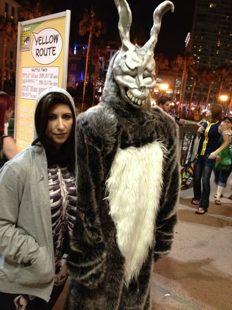 Donnie Darko Donnie Darko And Frank, Donnie Darko Skeleton Costume, Frank From Donnie Darko, Donnie Darko Costume Couple, Donny Darko Costume, Donnie Darko Cosplay, Donnie Darko Couple Costume, Frank Donnie Darko Costume, Donnie Darko Halloween Costume