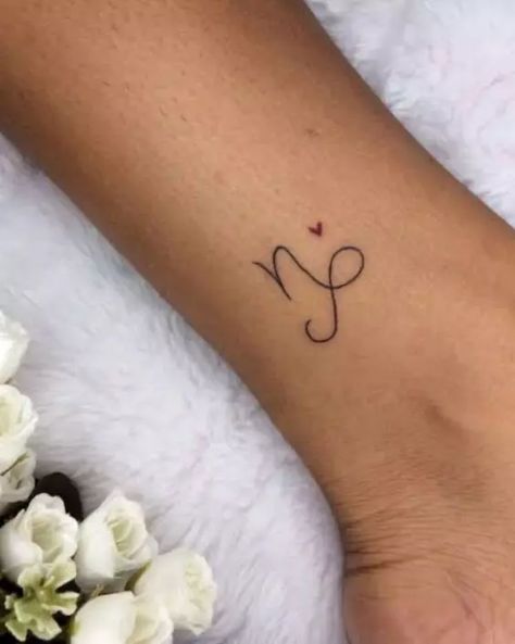 Long Neck Tattoo, Small Capricorn Tattoos For Women, Tattoo Ideas Capricorn, Capricorn Minimalist Tattoo, Capicorn Tatoos Ideas, Capricorn Tattoo For Women, Capricorn Tattoo Ideas, Capricorn Sign Tattoo, Cute Tattoo Design