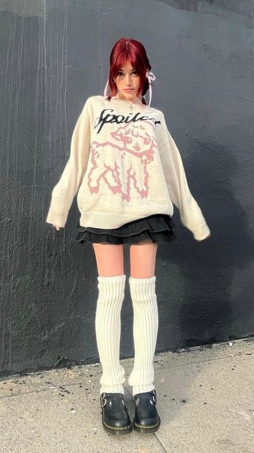 Outfit Inspo Cute Casual, Cute Outfits For Winter Aesthetic, 3 3 3 Outfits, Type Of Styles Clothing, Kawaii Casual Outfits, Minga London Outfits, Cute Outfits Skirts, White Dress Fall Outfit, Styles Clothes Outfits