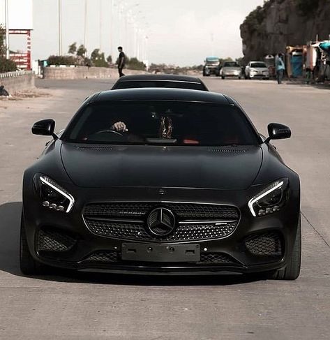 #mercedes #amg #amggt #allblack Benz Amg Gt, Amg Gtr, Black Mercedes Benz, Bentley Continental Gt Speed, Mercedes Benz Amg Gt, Luxury Car Brands, Top Luxury Cars, Jeep Pickup, Filters Lightroom