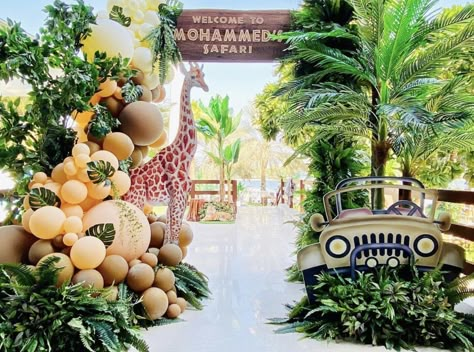 Safari Entrance Decor, Safari Event Decor, Safari Bday Theme, Outdoor Safari Birthday Party, Jungle Theme Entrance Decor, Zoo Birthday Party Ideas Decoration, Safari Themed Birthday Party Decoration, Safari Pool Party, Jungle Theme 1st Birthday Party