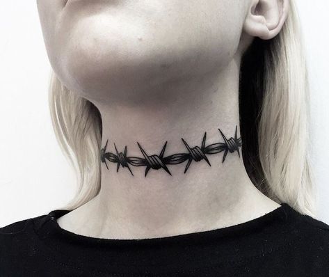 Tato Grunge, Thorn Tattoo, Barbed Wire Tattoos, 16 Tattoo, Grunge Tattoo, Barbed Wire, Piercing Tattoo, Mini Tattoos, Pretty Tattoos