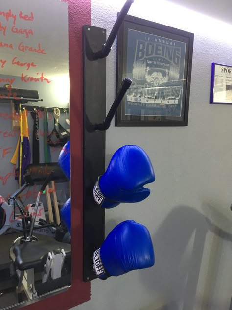 DIY Boxing Glove rack Boxing Room Ideas, Boxing Glove Storage, Boxing Room At Home, Home Boxing Gym Ideas, Small Boxing Gym Ideas, Boxing Equipment Storage, Glove Storage Ideas, Garage Boxing Gym, Diy Boxing Equipment