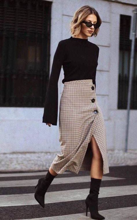 Fall Fashion Coats, Paris Mode, Autumn Street Style, A Skirt, Fall Street Style, 가을 패션, Fashion Mode, Mode Inspiration, Street Styles