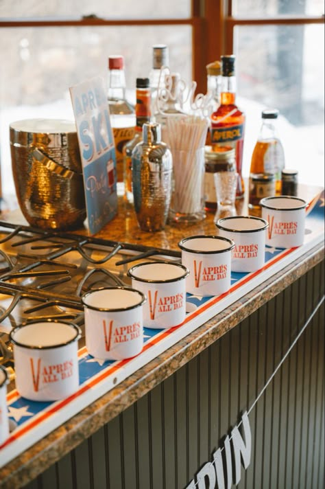 Apres Ski Dinner Party, Veuve Clicquot Apres Ski, Apres Themed Party, Apres Ski Engagement Party, Ski Bachelorette Weekend, Ski Bachelor Party, Apres Ski Bachelorette Decor, Apres Ski Baby Shower Ideas, Apres Ski Wedding