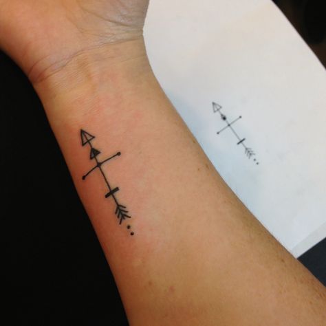 Cross arrow tattoo. Custom design by @christinamh Cross Arrow Tattoo, Crossed Arrow Tattoos, Arrows Tattoo, Arrow Tattoo Finger, Cross Tattoo Meaning, Cross Tattoo On Wrist, Tattoo Arrow, Tats Ideas, Arrow Tattoo Design