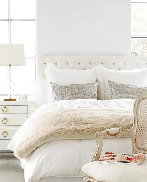 House tour: A white and gold Christmas morning - Style At Home Feng Shui Bedroom, Bedroom Bliss, Dreamy Bedrooms, Faux Fur Throw, White Bedroom, Beautiful Bedrooms, Dream Bedroom, Apartment Living, Guest Bedroom