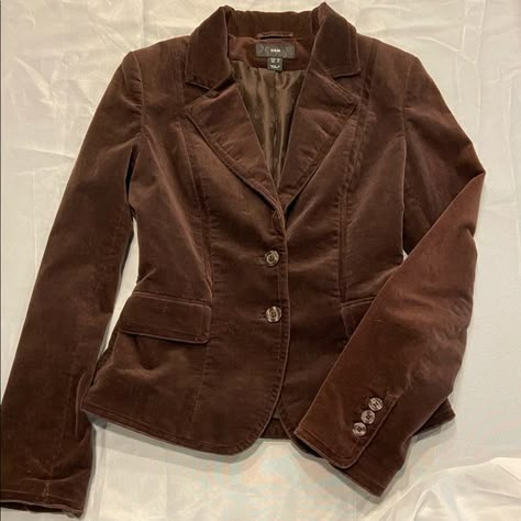 H&M Brown Corduroy Blazer w/lining size 4 Brown Vintage Blazer Outfit, Black Corduroy Blazer Outfit, Brown Button Up Outfit, Brown Corduroy Blazer Outfit, Brown Corduroy Jacket Outfit, Corduroy Blazer Outfit, Olive Jeans Outfit, Brown Cardigan Outfit, Brown Blazer Outfit