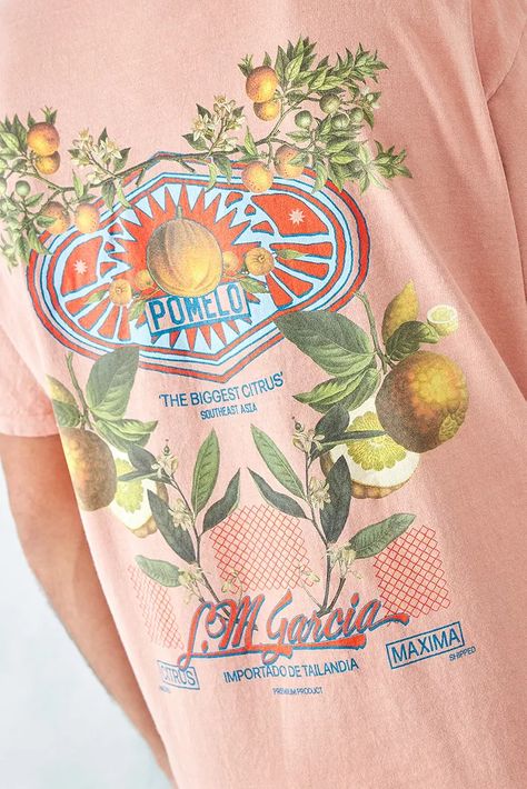 Styling Tops, Fruit Graphic, Mens Printed T Shirts, Fruit Shirt, Orange Fits, Vintage Fruit, Graphics Inspiration, Fruit Print, 80s Retro