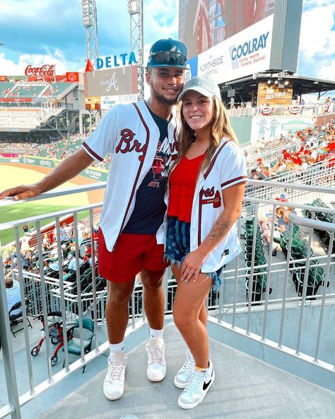 ragan☁️🤍👼🏼 on Instagram: “took bae to the sandlots game” Braves Outfit Women, Braves Game Outfit Women, Atlanta Braves Outfit Women, Atlanta Braves Outfit, Braves Game Outfit, Braves Game, Atlanta Braves Baseball, Game Outfit, Braves Baseball