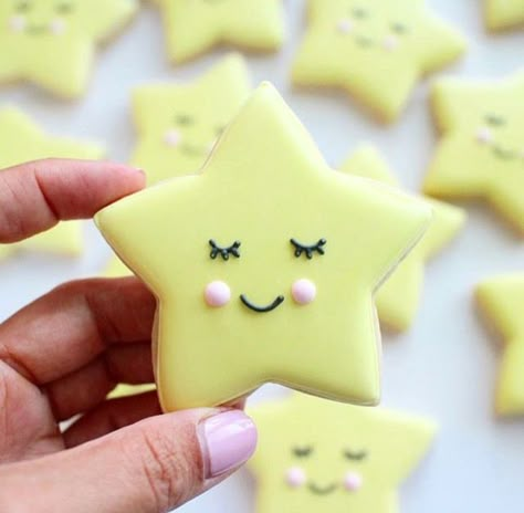 Star Iced Cookies, Star Cookies Decorated, Baby Shower Sugar Cookies, Star Sugar Cookies, Kawaii Cookies, Cookies Ideas, Sugar Cookie Royal Icing, Sugar Cookie Designs, Star Cookies