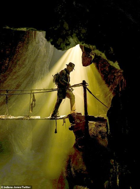 Indiana Jones Scenes, Adventure Movie Aesthetic, Indiana Jones Wallpaper, Indiana Jones Aesthetic, Indians Jones, Indiana Jones Room, Adventurer Aesthetic, Indiana Jones 5, Harrison Ford Indiana Jones