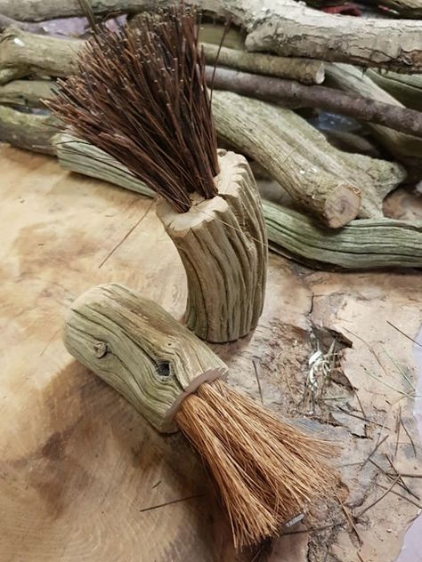 Handmade Broom, Wood Shavings, Acorn Crafts, Resin Making, Brooms And Brushes, Ceramic Tools, Farm Store, Basket Case, Rustic Crafts