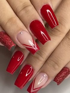 Molde F1, Tapered Square Nails, Red Acrylic Nails, Gel Nail Art Designs, Gold Glitter Nails, Fall Gel Nails, Nude Nail Designs, Subtle Nails, Fancy Nails Designs