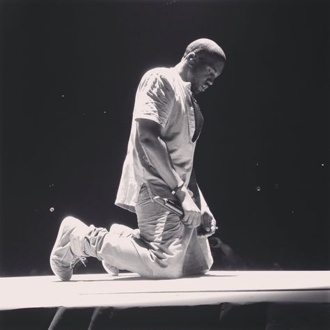 Kanye West. Yeezus Tour. One of the dopest experiences in my life. Kanye Kneeling, Kanye West Stronger, Kanye West Power, Rap Genius, Yeezus Tour, Kanye West Yeezus, Kanye West Wallpaper, Stylish Pic, Power Photos