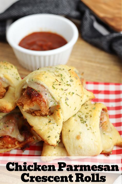 Chicken Parmesan Crescent Rolls are like a mini chicken parm bites. We use chicken strips, pasta sauce, mozzarella on crescent rolls to make these delicious mini chicken parmesan crescent bakes. #ChickenParmesanCrescentRolls #ChickenParmRoll #myturnforus #ChickenParmesanCrescentBake #CrescentRollRecipe Chicken Park Crescent Rolls, Chicken Parm Crescent Rolls, Chicken Parmesan Crescent Rolls, Chicken Parm Roll Ups, Cresent Roll Chicken, Chicken Parm Bites, Recipes With Crescent Rolls, Big Sandwiches, Chicken Recipes With Cream Cheese