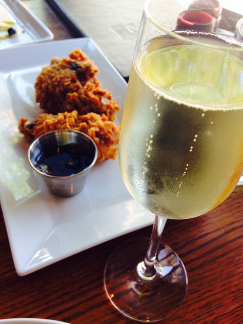 Fried Chicken And Champagne Party, Chicago Restaurants Best, Restaurants In Chicago, Champagne Party, Chicago Food, Chicago Restaurants, My Best Life, Mimosa, Best Restaurants