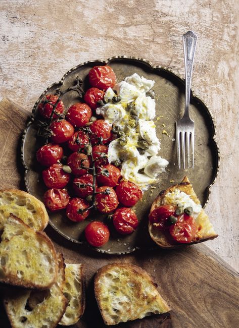 Burst Tomatoes & Torn Mozzarella from The Forest Feast Mediterranean: Simple Vegetarian Recipes Inspired by My Travels by Erin Gleeson Cherry Tomato Appetizers, Burst Tomatoes, Simple Vegetarian Recipes, Tomato Appetizers, New Mediterranean, Forest Feast, Small Bites Appetizers, Tomatoes Mozzarella, Antibes France