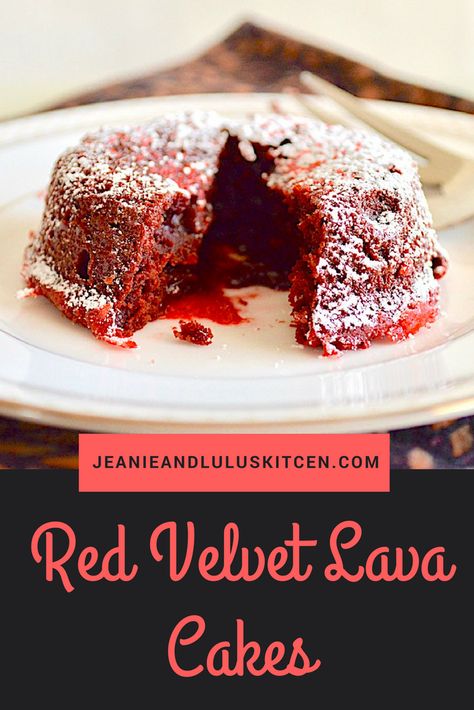 Red Velvet Lava Cakes Red Velvet Lava Cake, Chocolate Valentines, Dessert Holiday, Chocolate Valentine, Red Velvet Whoopie Pies, Mothers Day Desserts, Red Velvet Recipes, Easy Candy, Lava Cake Recipes