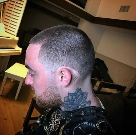 Larry Fisherman, Mac Miller Tattoos, Side Neck Tattoo, Mac Collection, Chill Photos, Mac Miller, Music People, Body Modifications, Get A Tattoo