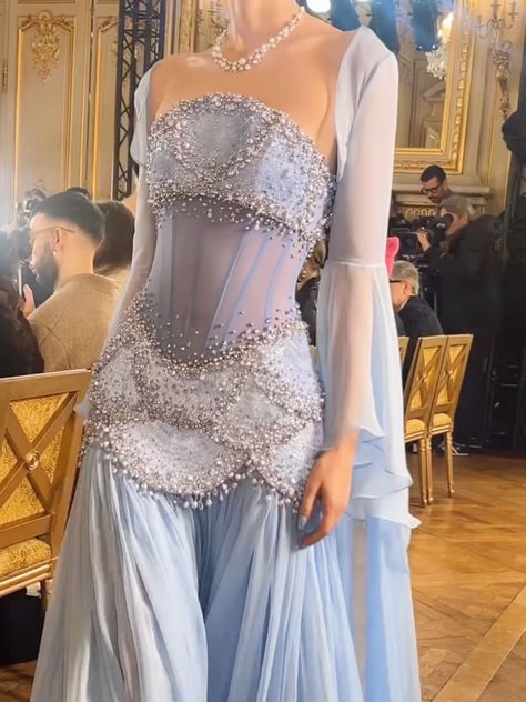 Fairytale Outfit Aesthetic, Met Gala Dresses Ideas 2024, Met Gala Outfits Ideas 2024, Met Gala 2024 Ideas, Met Gala 2024 Dresses, Disco Outfit Aesthetic, Met Gala Inspired Outfits, Mythical Outfits, Raindrop Dress