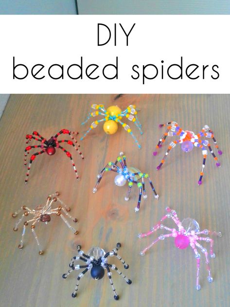 DIY beaded Christmas spiders | How to make beaded spiders or Christmas spiders. How To Make A Bead Spider, Wire Cactus Diy, How To Make Christmas Spiders, Beaded Spiders Tutorial, Diy Spiders Craft, Beaded Christmas Spiders How To Make, Wire And Bead Spider Diy, Diy Christmas Spider, Diy Bead Spiders