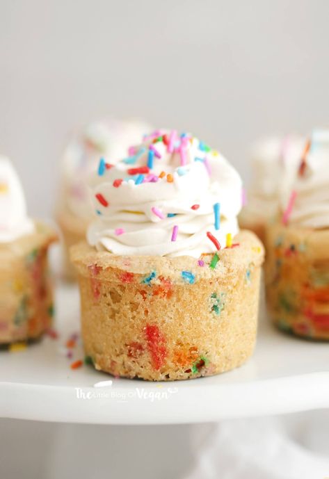 Vegan Funfetti Cookies Cups recipe | The Little Blog Of Vegan Confetti Cookie Dough, Cookie Dough Cupcakes, Confetti Cookies, Cookie Cups Recipe, Funfetti Cookies, Baking Journal, Dairy Free Cream, Chocolate Chip Cookie Bars, Funfetti Cake