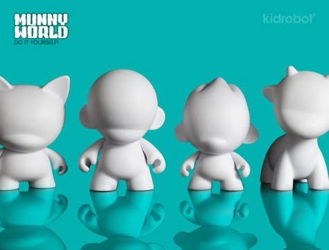 MUNNY and your favorite MUNNYWORLD characters are now 7-inches tall! Modele Impression 3d, Toys Design, Art Toys Design, Vinyl Art Toys, Toy Sculpture, Tanah Liat, Toy Art, Mascot Design, Vinyl Toys