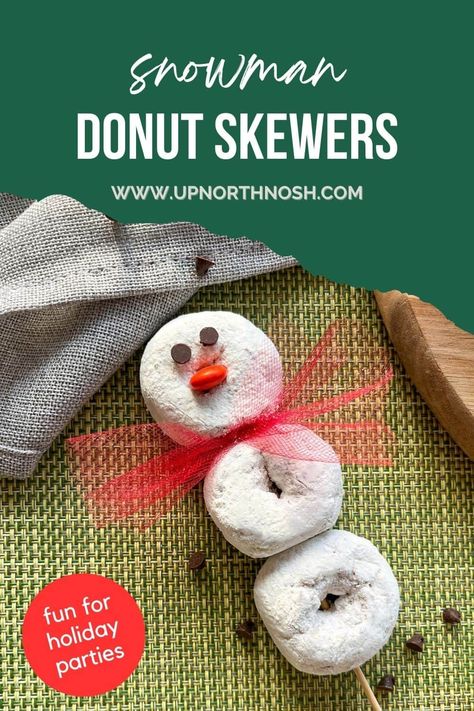 With a few simple ingredients including pre-packaged mini powdered donuts, you can create a festive, no-bake breakfast or dessert treat in minutes. Snowman Donuts On A Stick, Doughnut Snowman, Christmas Donuts Ideas, Donut Snowman, Snowman Donuts, Bake Breakfast, White Chocolate Covered Pretzels, Christmas Donuts, Powdered Donuts