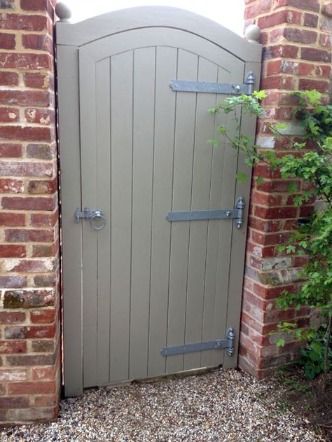 Timber Garden Gates - Roger Gladwell Timber Frame Construction Garden Gate Colour Ideas, Garden Gate Door Ideas, Garden Side Gates, Side Gates Ideas, Painted Garden Gate, Cottage Garden Gate, House Side Gate, Side Gates Wooden, Garden Doors And Gates