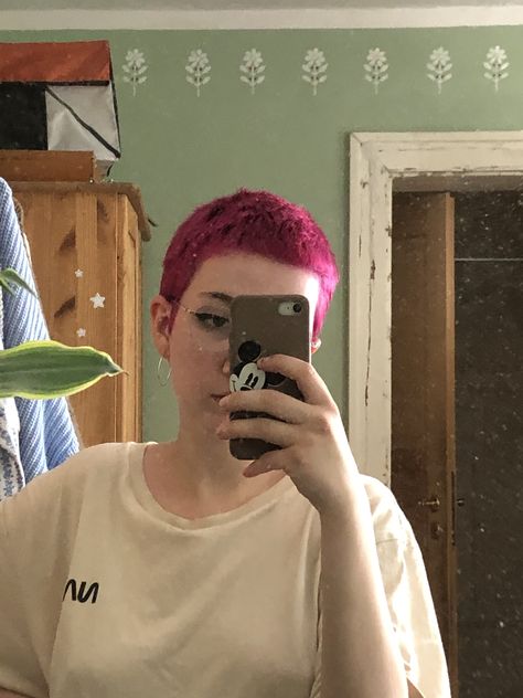 Short Pink Hair Buzzcut, Pastel Buzzcut, Hot Pink Buzzcut, Pink Shaved Hair, Pink Buzzcut Woman, Pink Buzzcut, Enby Haircuts, Buzz Cut Women, Pink Dye