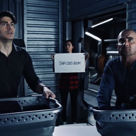 legends of tomorrow ray palmer zari tomaz mick rory Mick Rory, Ray Palmer, Brandon Routh, Legends Of Tomorrow, We Dont Talk, Fictional Crushes, Number 2, Celebrity Crush, Cute Pictures