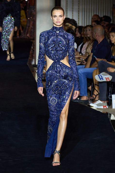 Zuhair Murad Fall 2022 Couture Collection | Vogue Zuhair Murad Fall 2022, Fall 2022 Couture, 2022 Couture, Runway Gowns, Couture Designers, Zuhair Murad, Gala Dresses, Fall 2022, Gorgeous Gowns