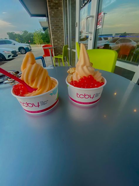 I <3 fro yo Fro Yo, Good Food, Yummy Food, Tableware, Quick Saves