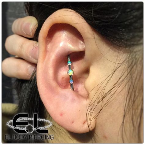 Vertical Industrial Vertical Industrial Piercing, Vertical Industrial, Piercing Inspiration, Piercing Inspo, Industrial Piercing, Body Modification, Piercing Ideas, Ear Jacket, Body Modifications