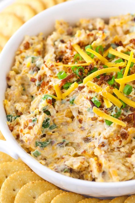 This Million Dollar Dip is quick and made with only 5 ingredients. Bacon, cheese, green onions, almonds, and mayo combine to make a perfect appetizer for parties or game day. Definitely tastes like a million bucks! Million Dollar Dip, Delicious Dips Recipes, Bacon Dip, Game Day Appetizers, Salsa Dip, Veggie Dip, Game Day Snacks, Bacon Bits, Perfect Game