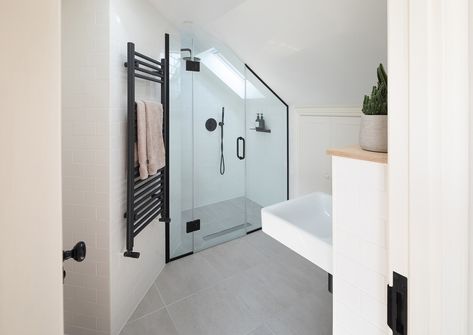 Loft Conversion Ensuite, Loft Ensuite, Loft Conversion Bedroom, Victorian Terraced House, Ensuite Shower Room, Loft Bathroom, Roof Extension, Attic Conversion, Small Loft