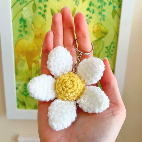 Easy No-Sew Flower Keychain Crochet Pattern - Wonder Crochet Amigurumi Flower Keychain, Crochet Flower Keychain Pattern Free, Wonder Crochet, Crochet Flower Keychain, Ring Patterns, Keychain Designs, Crochet Ring, Easy Amigurumi Pattern, Crochet Puff Flower