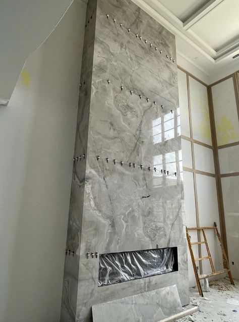 Marble Wall Fireplace Living Rooms, Modern Fireplace Backsplash, 24x48 Tile Fireplace, Granite Fireplace Wall, Porcelain Tile Fireplace Wall, Marble Tile Fireplace Wall, Fireplace Porcelain Tile, Fireplace Tv Wall Tile, Porcelain Fireplace Wall