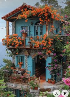 Discover hippie #garden #decor ideas to transform your #outdoor space into a #boho #paradise with #vibrant colors and #unique #designs Character Flower House Vibe, Flower Pizza, Artsy Apartment, Converted Church, Hippie Garden, Green Apartment, Apartment Exterior, Fairytale House, Sunken Living Room