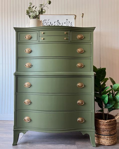 Solid mahogany wood dresser with 9 drawers (5 large, 2 medium, 2 small) painted in a beautiful olive green color with left over Restoration Bronze and Talley Green by Melange Paints and original hardware painted gold. All drawers are clean and all slide smoothly with new olive leaf liners. Measurements: L37 1/2 x D20 1/2 x H53 1/4 Riverside, CA • $795 • Deposit required to hold Local delivery is available for a fee Nationwide shipping available in my Etsy store, please follow the link in ... Olive Green Painted Furniture, Green Painted Furniture, Tallboy Chest Of Drawers, Painted Dressers, Restore Wood, Green Dresser, Beautiful Dresser, Gold Furniture, 9 Drawer Dresser