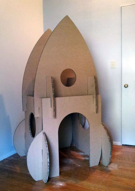 Cardboard Spaceship Diy, Cardboard Rocket Ship Diy, Rocket Playhouse, Vbs Stellar, Cardboard Spaceship, Stellar Vbs, Cardboard Rocket, Space Preschool, Space Crafts For Kids