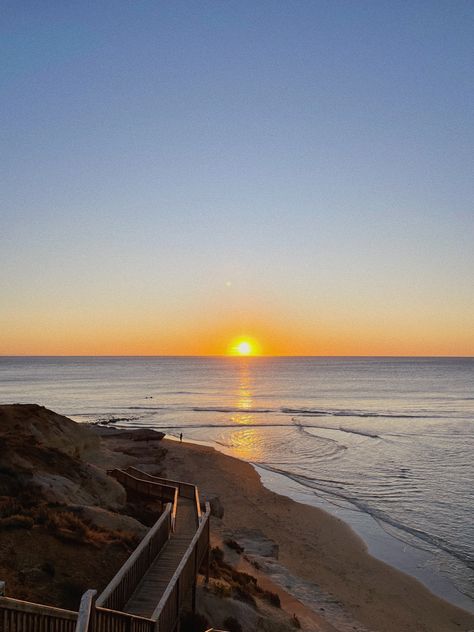 Sunset in Port Noarlunga Beach, South Australia #portnoarlunga #adelaide #southaustralia #lifeinaustralia #beachphotography Cabarita Beach Australia, Port Noarlunga South Australia, South Australia Aesthetic, Adelaide Australia Aesthetic, Adelaide Aesthetic, Adelaide Beach, Australia Beach, Adelaide Australia, Adelaide South Australia